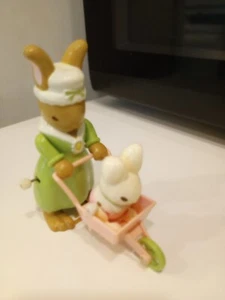 Vintage Miss Bunny And Baby Bouncy Story Book Windups 1980 Tomy New Rabbit - Picture 1 of 6