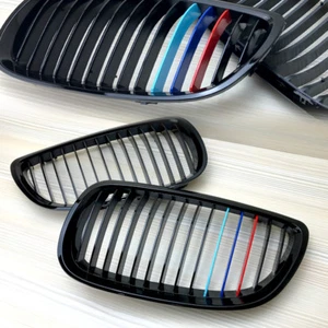 ///Parrillas de rejilla delantera negra mate color M BMW E92 E93 M3 cupé de 2 puertas convertible - Imagen 1 de 1