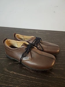 Born Sahara Comfort Shoes Split Toe Moccasins Brown Leather Women’s Sz 8 / 39 - Picture 1 of 8