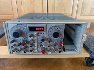 TEKTRONIX TM 504 Power Module w/ two FG 502 Function Generators & DC 503 Counter - Picture 1 of 16
