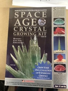 Space Age Crystal Kit - Emerald & Ruby - Grow Your Own Crystals - Picture 1 of 3