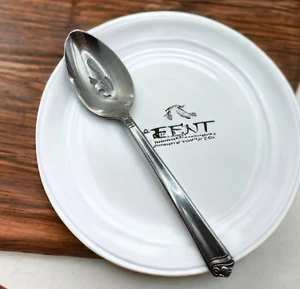 Holmes & Edwards IS BRIGHT FUTURE Pierced Table Serving Spoon Silverplate 1954 - Picture 1 of 7