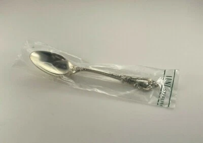 Lunt Eloquence Sterling Silver Teaspoon - 6 1/8" - New in Package - Image 1 of 3