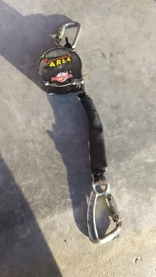 Dispositivo de protección contra caídas Rebel 3101108 Protecta 6' autorretráctil Lifeline Foto 1 de 4