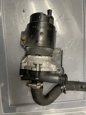 Mercedes W220 S55 CL55 SL55 AMG CLS550 Auxiliary AUX Circulation Water Pump OEM - Imagem 1 de 3