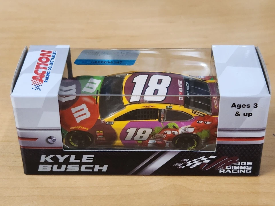 2018 #18 Kyle Busch M&M's Flavor Vote 1/64 Acción NASCAR Diecast ARC Foto 1 de 1