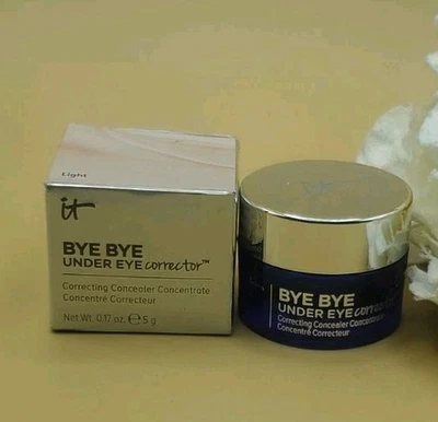 It Cosmetics Bye Bye Under Eye Corrector Light 0.17 oz New In Box  - Image 1 of 4