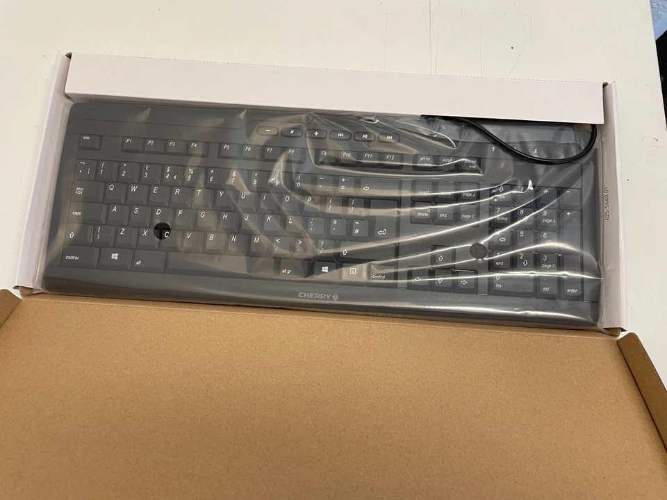 CHERRY G85-23200GB-2 Tastatur QWERTZ Kabelgebunden Schwarz USB, 472 x 176 x 18mm - Bild 1 von 4