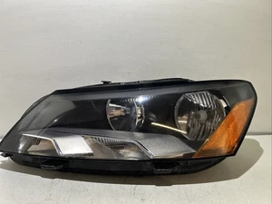 2012 2013 2014 2015 Volkswagen Passat Halogen Headlight Driver Left OEM 2166 - Picture 1 of 12