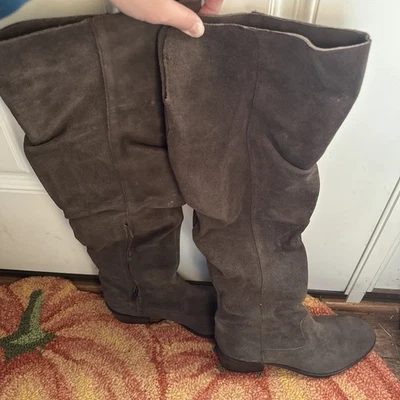 Botas altas por encima de la rodilla Matisse Muse talla 10 gris gamuza cuero tacón bloque fotos Foto 1 de 4