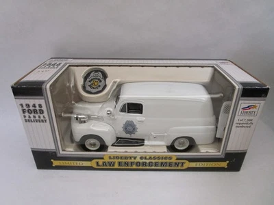 Liberty Classics Diecast 1948 Ford Panel Denver Police Department - Image 1 of 3