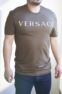 Camiseta VERSACE Cuello Redondo Media Manga Logo Bordado Caqui Talla S, M,L NUEVA Foto 1 de 4