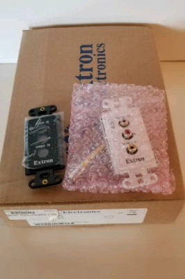 Extron CVEQ 100 D #60-867-01 RCA AV Composite Video Audio Line Driver (Decora)  - Image 1 of 4