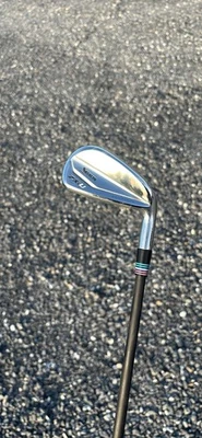 Srixon ZXiU 3 Iron  - Image 1 of 4