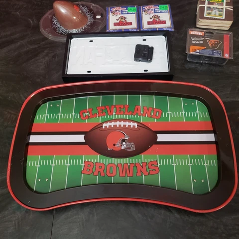 Lot of Cleveland Browns Man Cave Collectibles #1 Fan Clock TV Tray Taz Coasters Cover