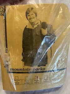 Vintage Frostline Kit Moutain Parka 255 Red Mens Med or Ladies Large NOS - Picture 1 of 5