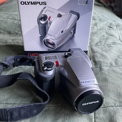 Olympus Camedia C-1000L Digital Camera 0.85MP Original Box Tested Working VGC - Image 1 of 4
