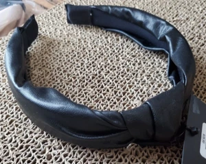 INC International Concepts Satin Knotted Black Headband J4 - Picture 1 of 2