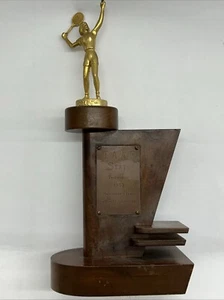 Trofeo Tennis 1953 Stile MCM Con Targa Ottone Harlingen Texas Torneo di Stato - Foto 1 di 13