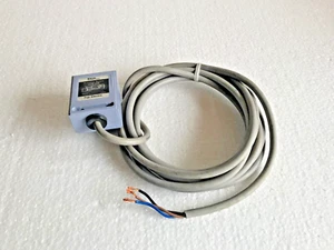 FUJI ELECTRIC PEW-30N Proximity Switch DC24V # NEW - Picture 1 of 3
