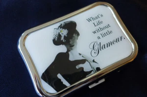 Estuche para lentes de contacto de moda... chica glamorosa... ¡único en su clase! - Imagen 1 de 2