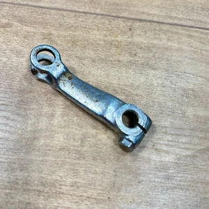 1970 70-71 Yamaha CS3 CS-3 200 / Original OEM REAR BRAKE PLATE ARM - Picture 1 of 2