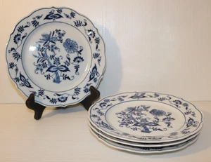 Set of 4 BLUE DANUBE 8 3/4" Dessert Salad Plates, Blue Onion Pattern Banner Mark - Picture 1 of 8