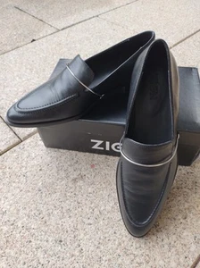 Zig Leder Slipper Schwarz Mit Silbernen Details 42 - Bild 1 von 5