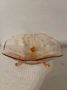 VINTAGE ROSA DEPRESSION DREI FUSS GLASSCHALE MIT GEÄTZTEM FLORALEM MUSTER - Bild 1 von 8