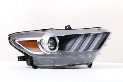 ¡Todas las pestañas! Faro HID de xenón lado derecho del pasajero Ford Mustang 2015-2017 TYC Foto 1 de 4