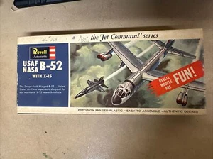 Revell H273 scala 1/175 USAF NASA B-52 con X-15 dal 1964 - Foto 1 di 10