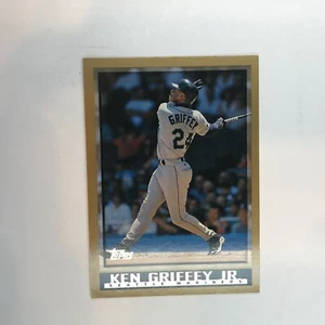 KEN GRIFFEY JR (Seattle Mariners) 1998 TOPPS CARD #321 - SEE VIDEO - Picture 1 of 2