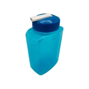 Rubbermaid Litterless Juice Box - Blue Lid - BPA Free - 8.5 oz - Picture 1 of 2