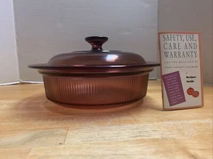 Pyrex Visions Cranberry V-32-B 24 oz Qt -Ribbed Casserole Dish W/ V 1.5 C Lid A - Picture 1 of 7