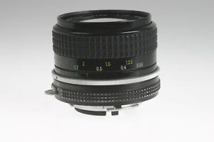 Nikon Nikkor 2,8/24mm #622579 F-Bajonett