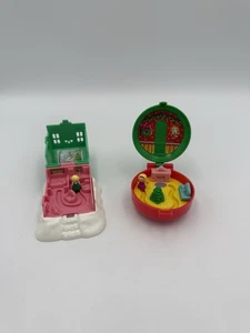 Vintage Polly Pocket Weihnachten Winter Hütte & Kranz 90er Bluebird Toys McDonalds - Bild 1 von 8