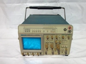 Tektronix 2445 150MHz 4-Channel Analog Oscilloscope - Picture 1 of 8