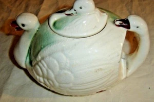 Swan Teapot with Swan Head Spout, Lid and Handle #8931 - Bild 1 von 8