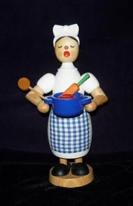 Erzgebirgische hand carved lady cook  smoker hand carved 7.5 inches - Picture 1 of 4