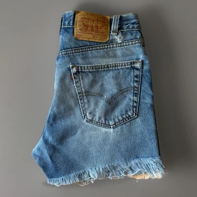 Vintage Levis Denim Shorts Women's 31 Blue 90s 505 Fray Made in USA Jorts Summer - Image 1 of 4