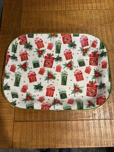 Vintage Christmas Theme Melamine Serving Tray Cookie Tray Red And Green Presents - Picture 1 of 6