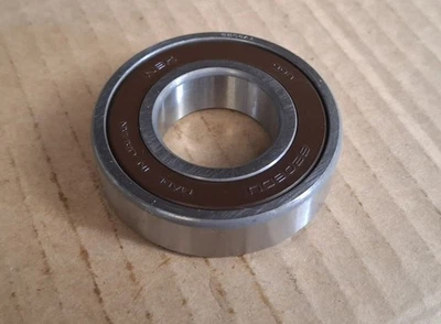 COJINETE DE RUEDA TRASERO MAZDA RX7 RX-7 SERIE 1 2 3 S1 S2 S3 1 PIEZA GENUINO Foto 1 de 3