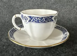 VINTAGE ROYAL CROWN DERBY English Bone China 1993 MILLDALE (GOLD) CUP & SAUCER - Picture 1 of 24