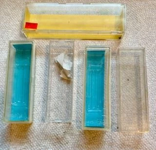 N scale 5 Empty clear Jewel Train cases used mixed lot - Image 1 of 1
