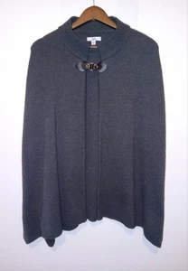 Croft & Barrow Womens Cloak Size L to XL Gray Poncho Sweater Snap Button Buckle - Picture 1 of 10