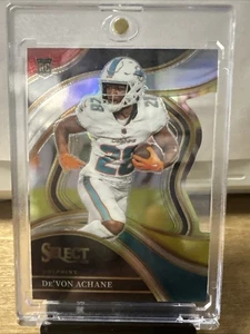 2023 Panini Select - Club Level De'Von Achane #274 Red & Yellow Prizm Die-Cut... - Picture 1 of 2