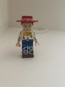 LEGO Toy Story Jessie Mini Figure with Dirt Stains Toy012 - Picture 1 of 1