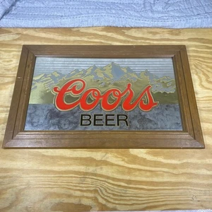 "Letrero de cerveza Coors 1987 vintage espejo marco de madera plata y oro montañas 27"" x 17""" - Imagen 1 de 12