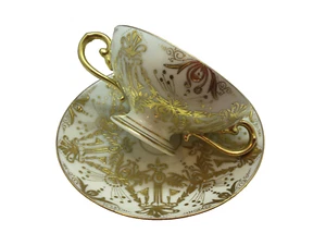 HERMOSA TAZA Y PLATILLO DORADO ANTIGUO ELEVADO AUSTRIA - Imagen 1 de 8