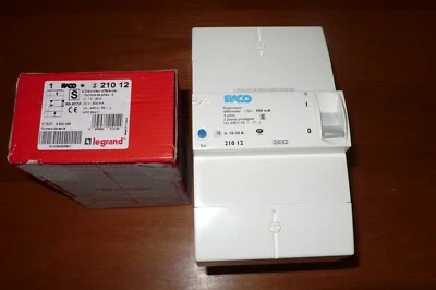 DISJONCTEUR DIFFERENTIEL BRANCHEMENT EDF 4 P. 10/30A 500mA S LEGRAND 21012 BACO - Photo 1/4